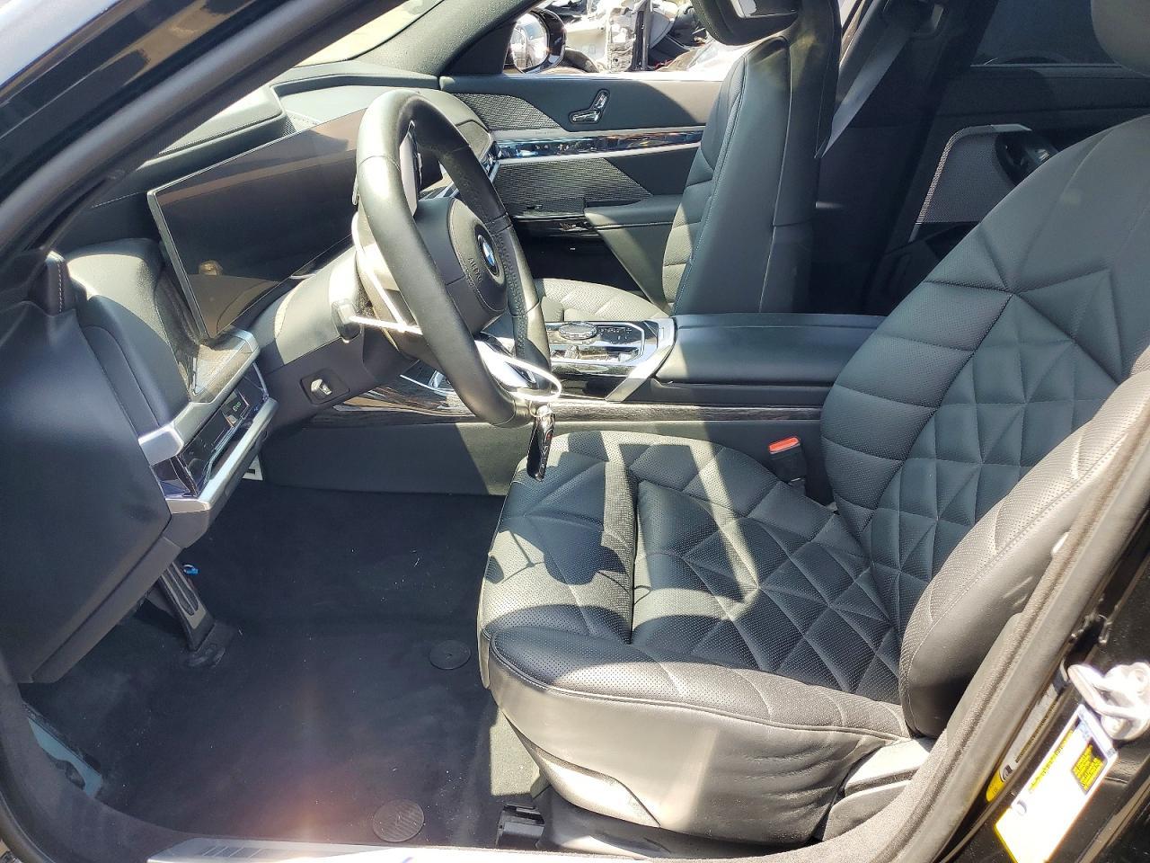 2023 BMW 740 I - Фото 7