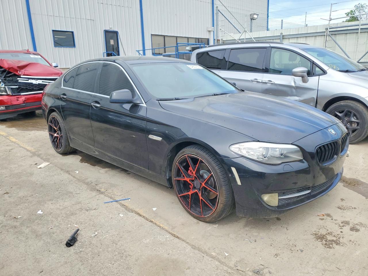 2011 BMW 528 I - Фото 4