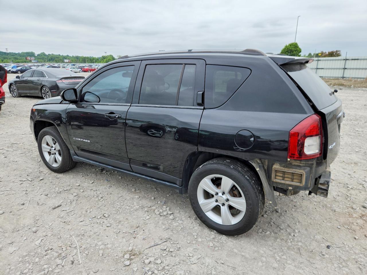 2016 Jeep Compass Sport - Фото 2