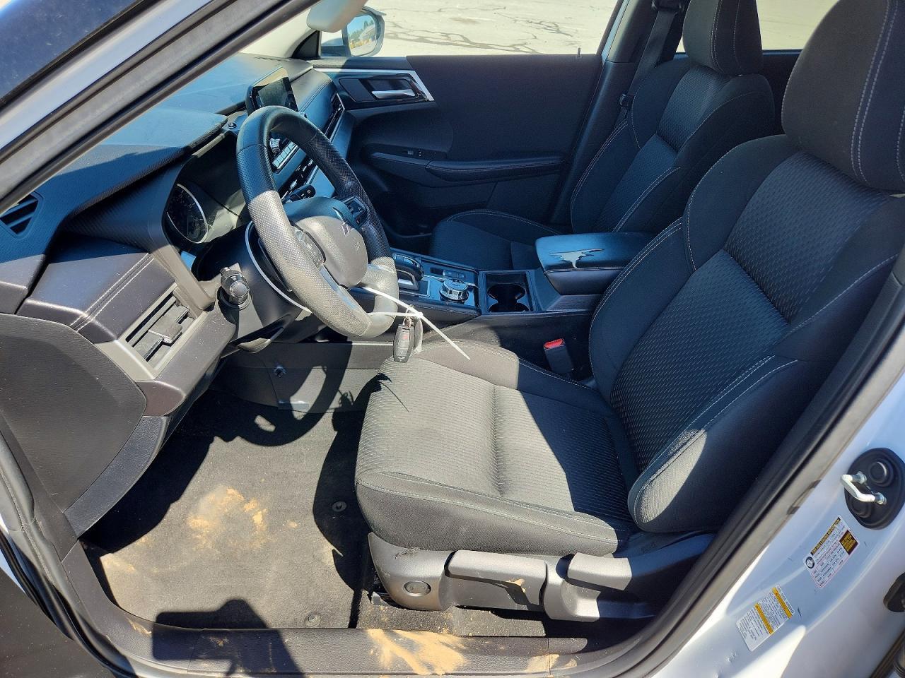2022 Mitsubishi Outlander Es - Image 7