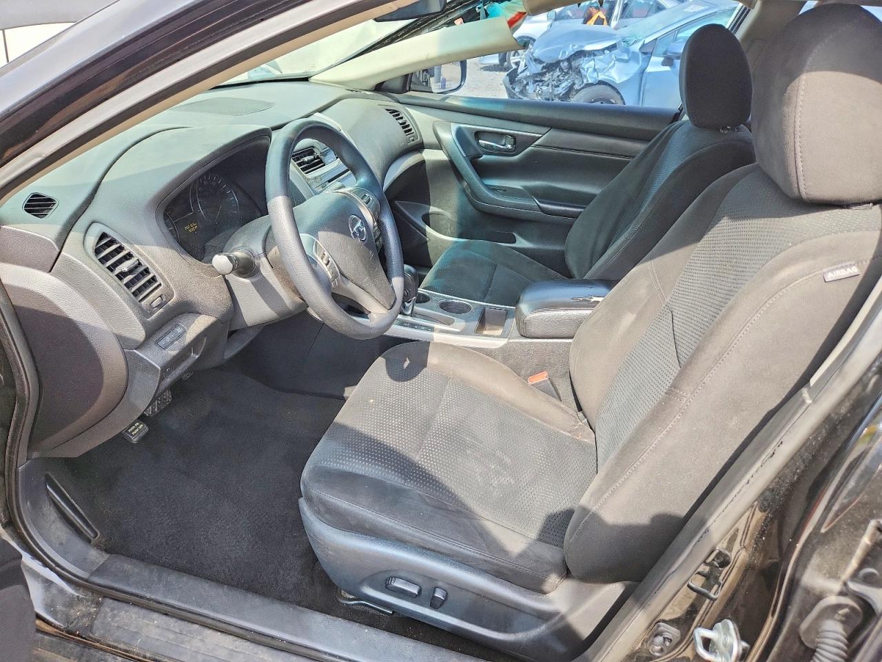 2015 Nissan Altima 2.5 S - Image 7
