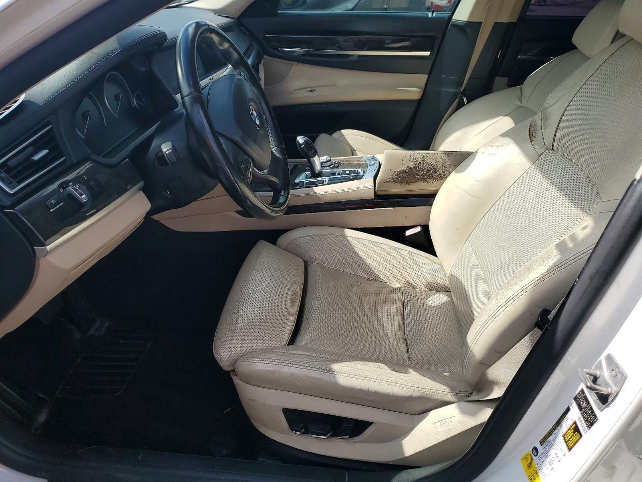 2012 BMW 740 Li - Фото 7