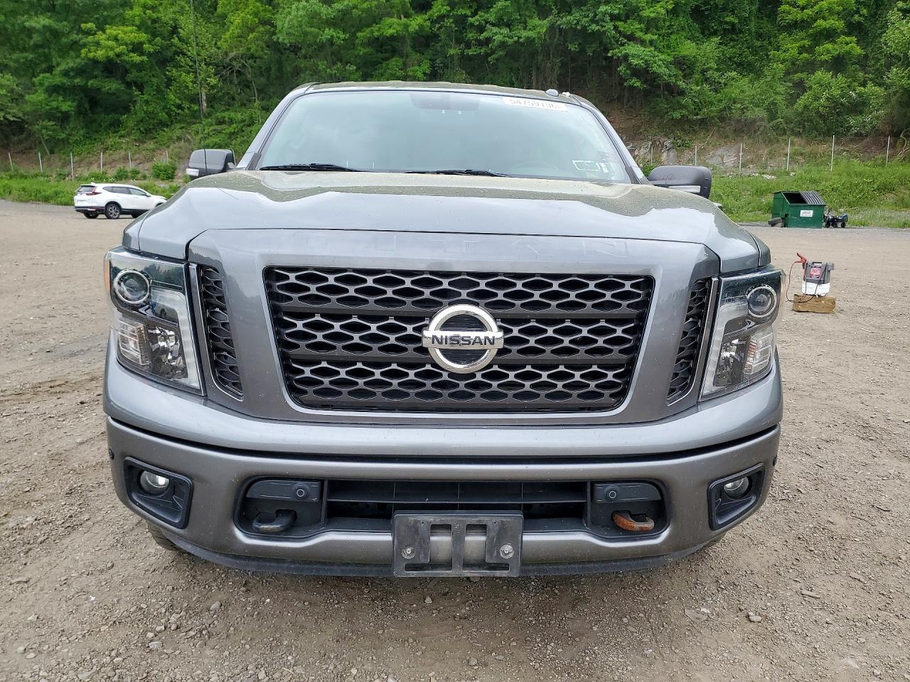 2018 Nissan Titan Sl - Фото 5