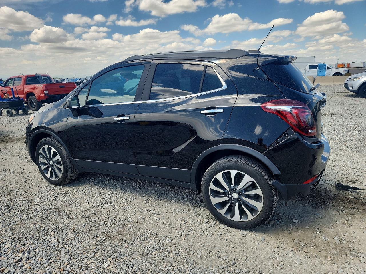 2022 Buick Encore Preferred - Фото 2