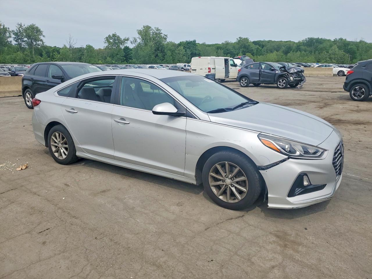 2018 Hyundai Sonata Se - Image 4