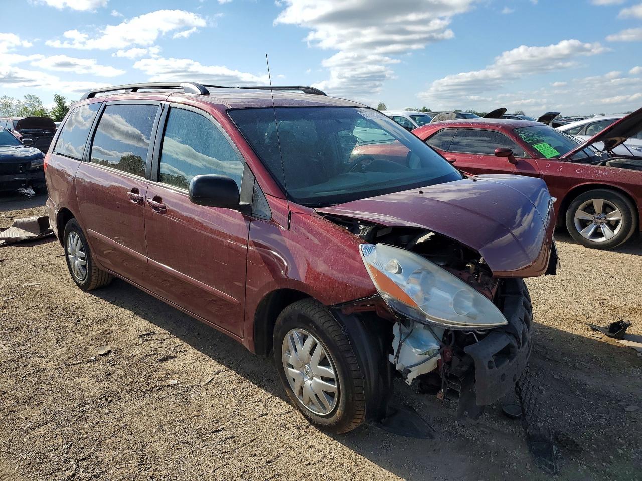 2008 Toyota Sienna Le 7-Passenger - Фото 4