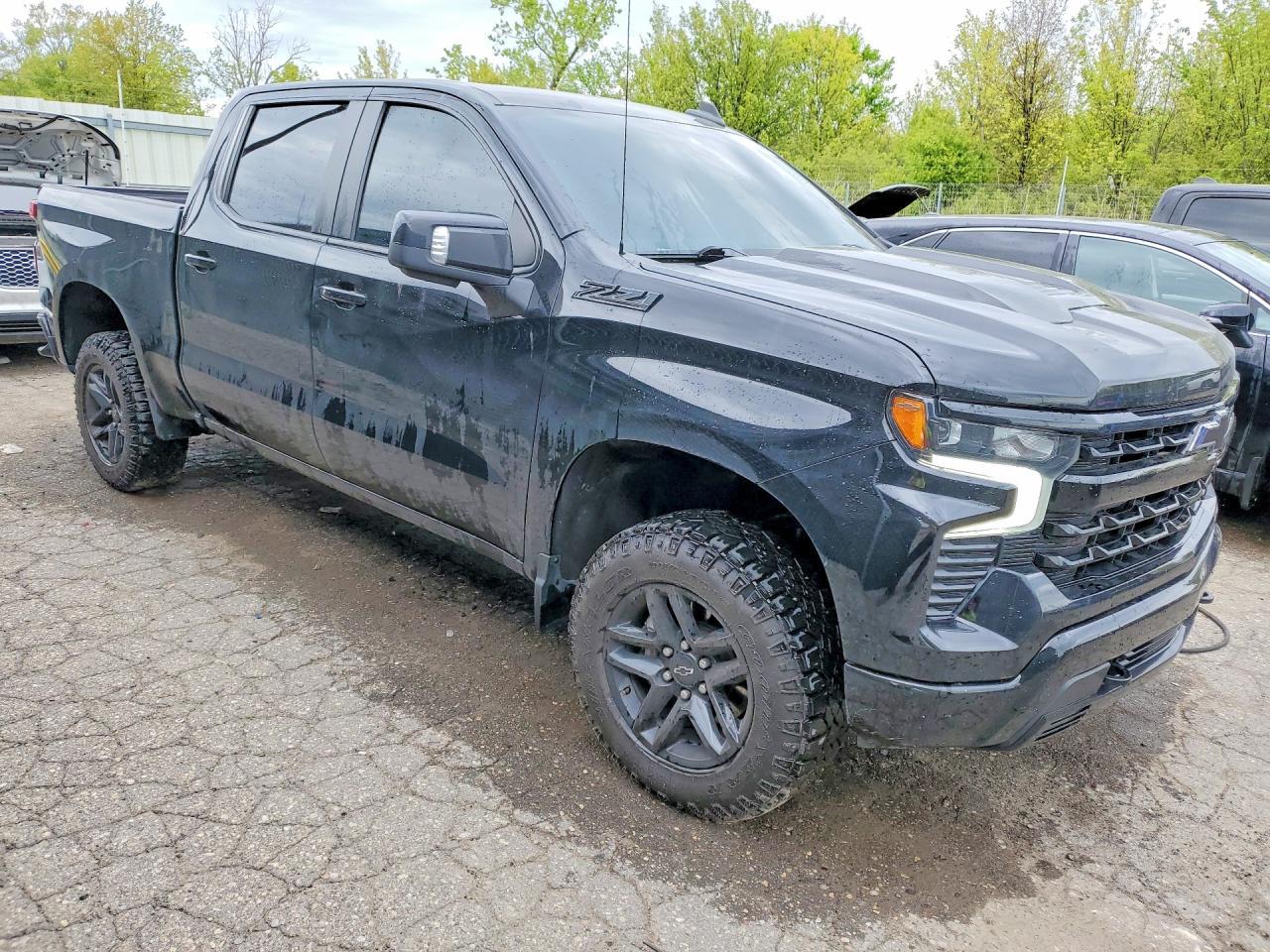 2022 Chevrolet Silverado K1500 Lt Trail Boss - Image 4