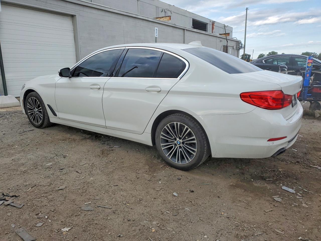 2019 BMW 540 I - Фото 2