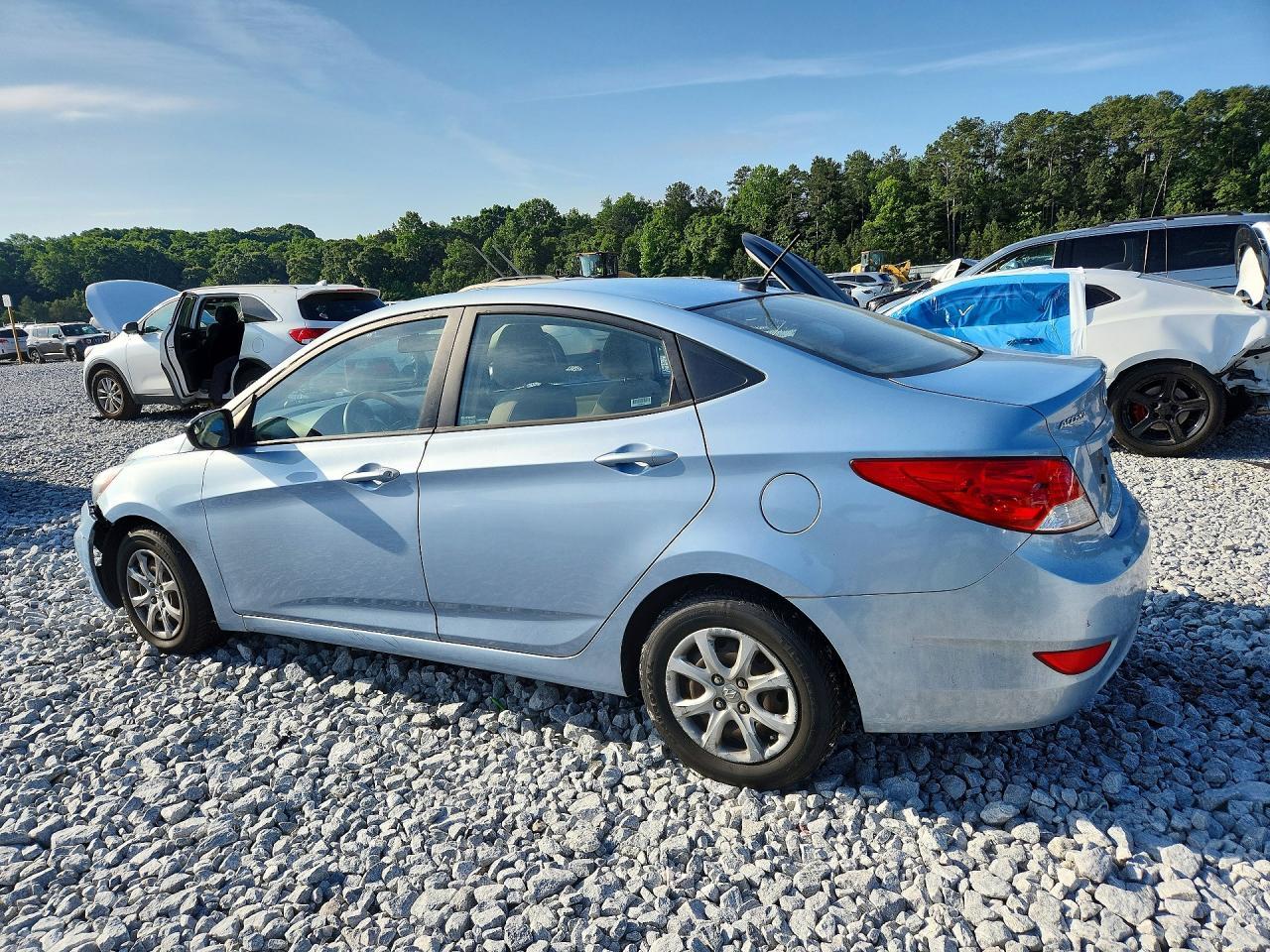 2014 Hyundai Accent Gls - Фото 2