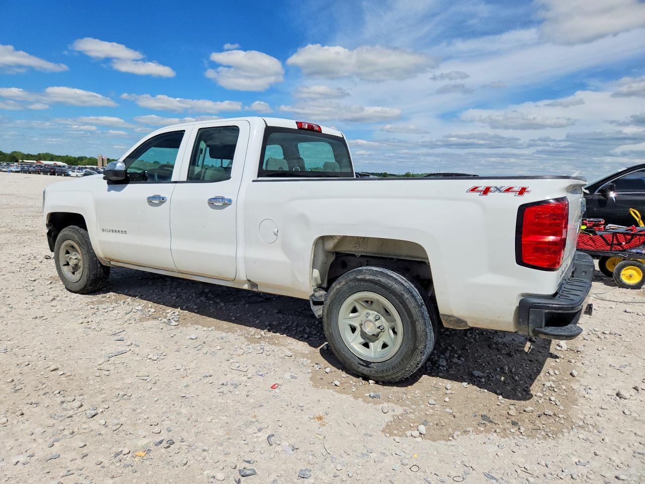 2017 Chevrolet Silverado K1500 - Фото 2