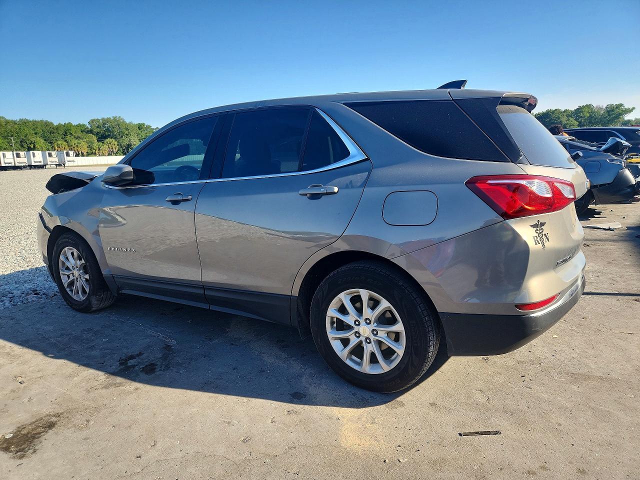 2018 Chevrolet Equinox Lt - Фото 2