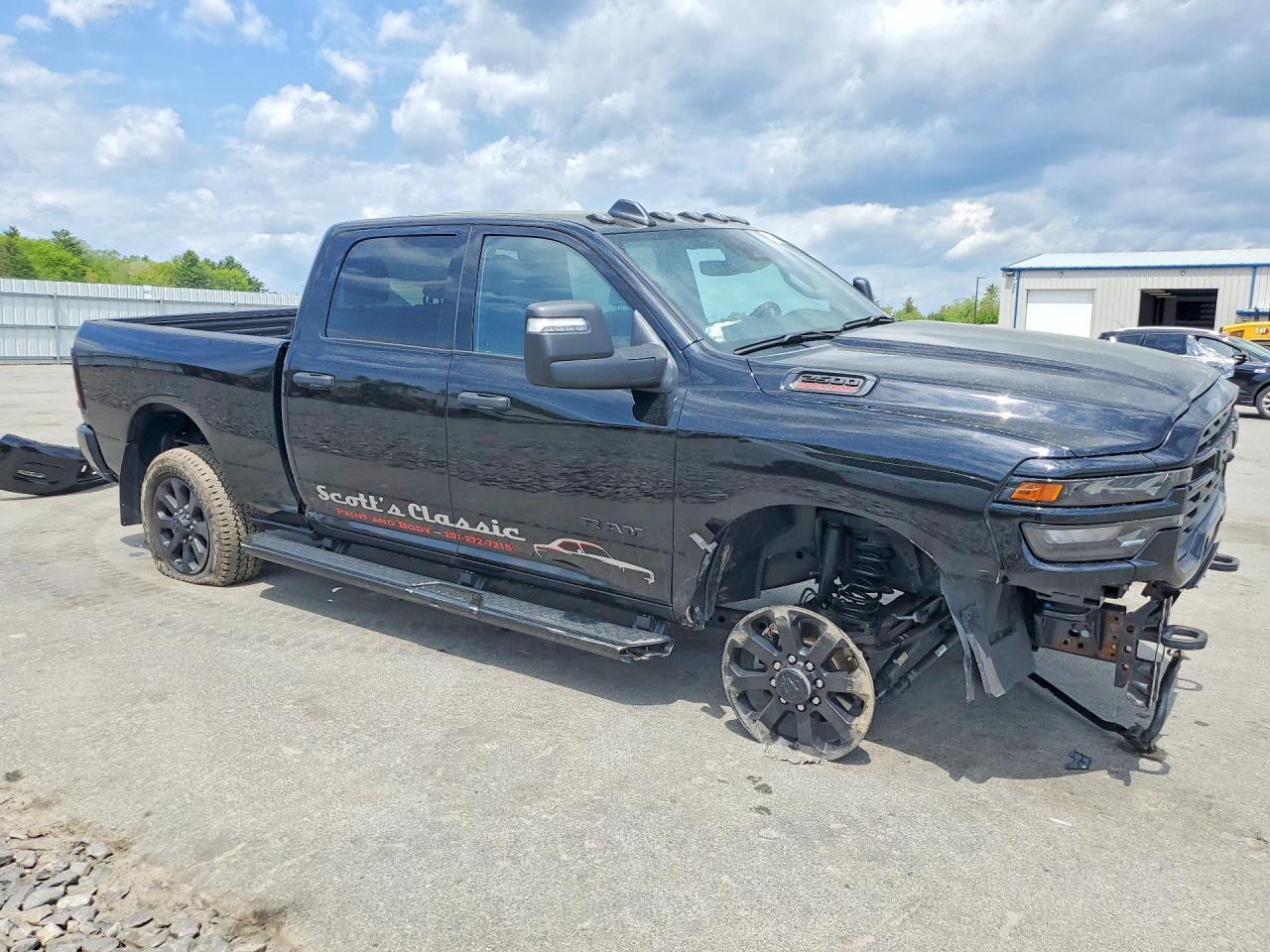 2025 Ram 2500 Big Horn - Image 4