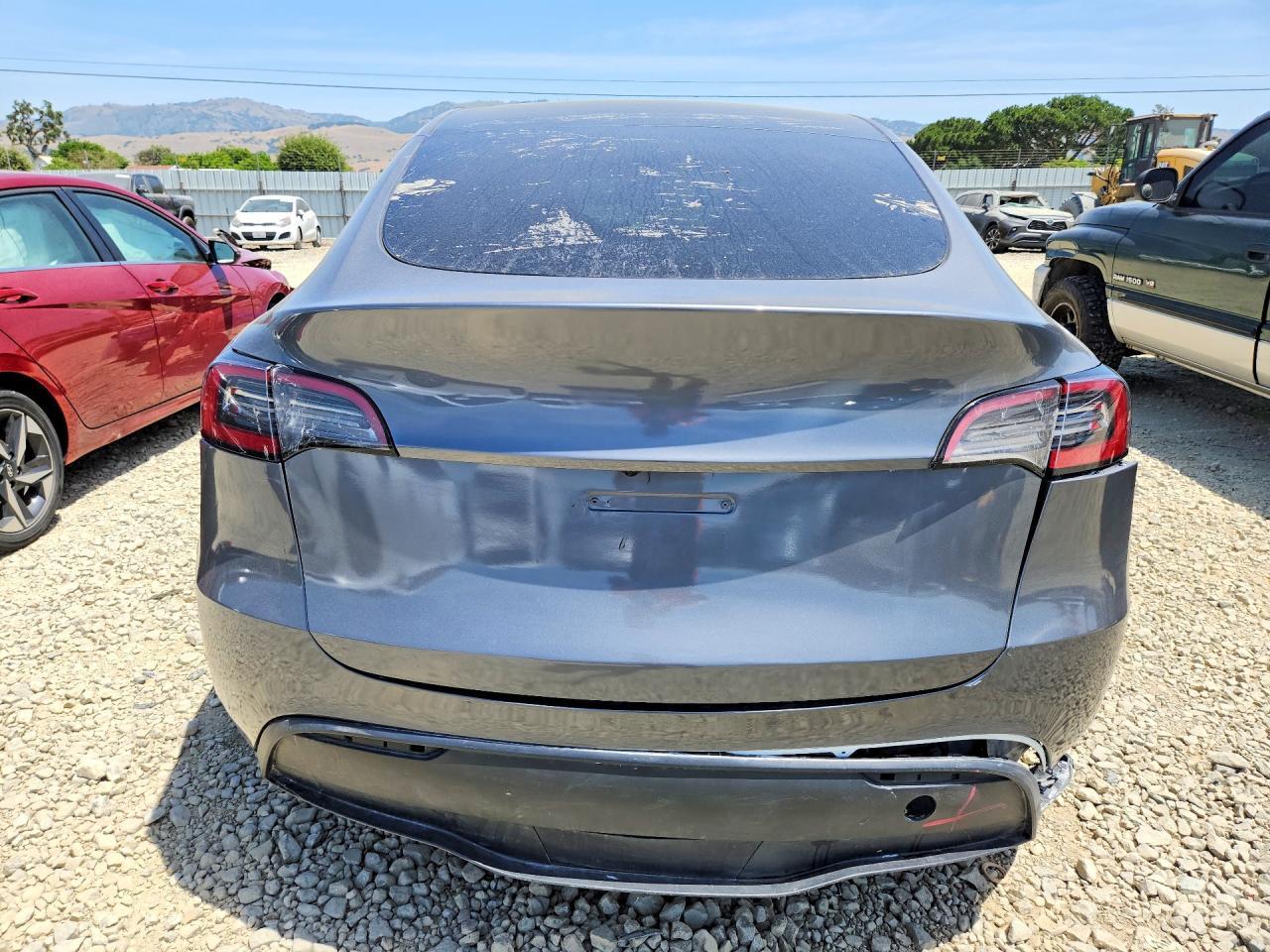 2024 Tesla Model Y - Image 6