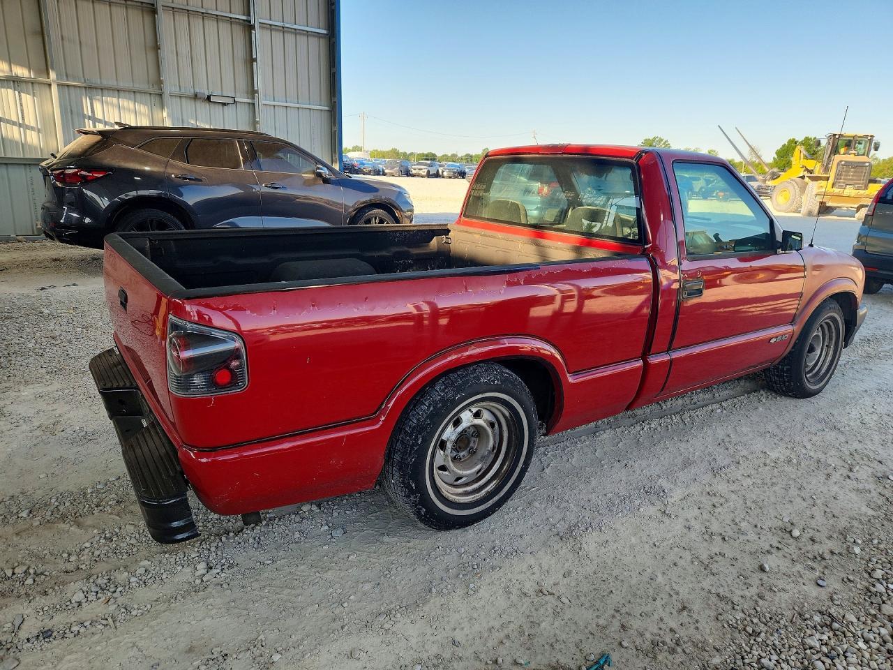 1997 Chevrolet S Truck S10 - Фото 3