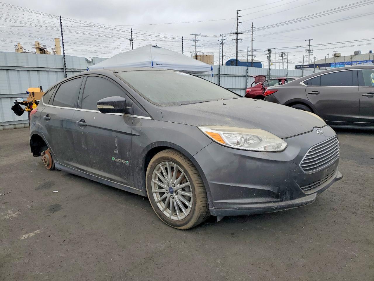 2015 Ford Focus Bev - Фото 4
