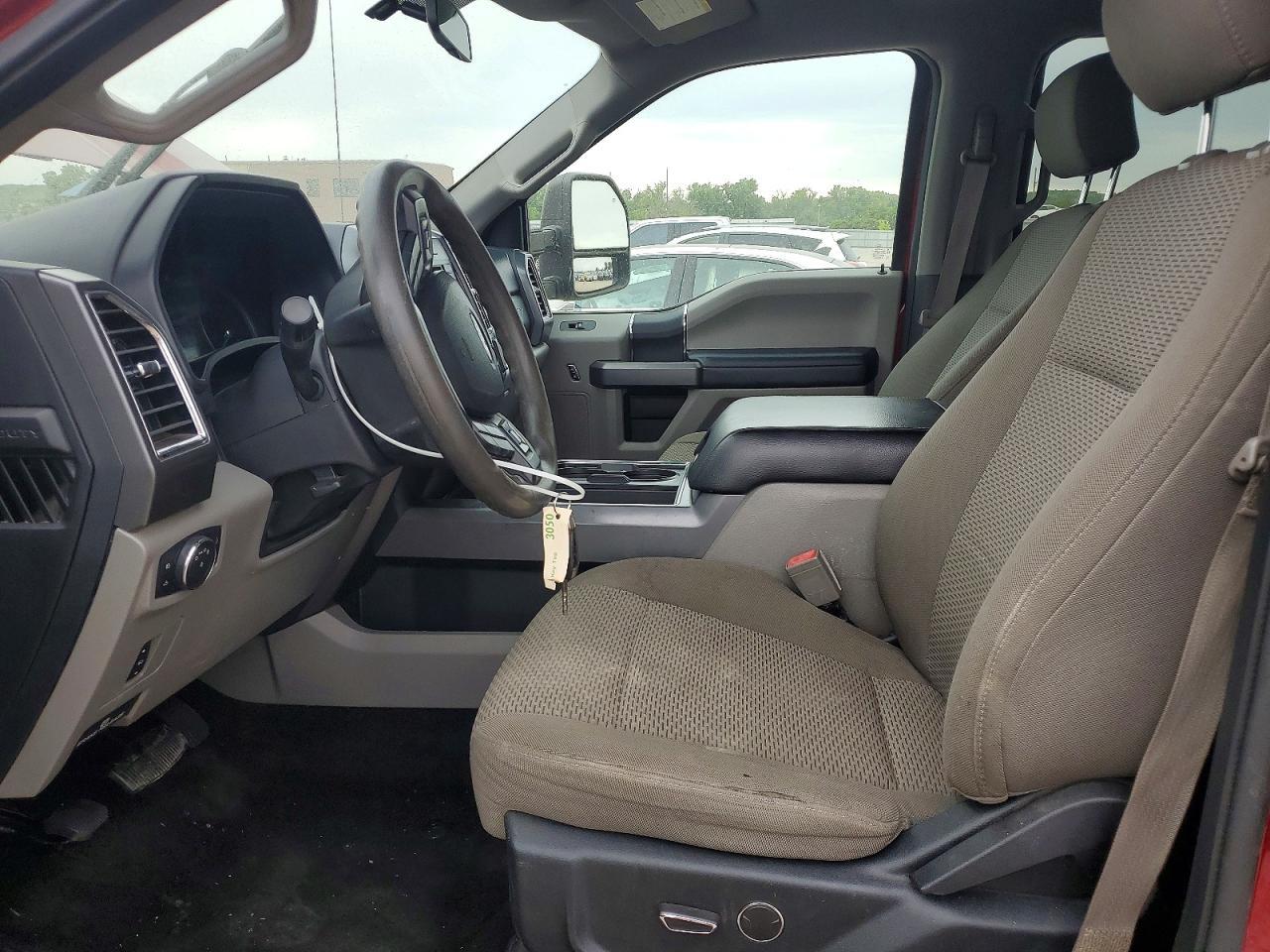 2017 Ford F250 Super Duty - Фото 7
