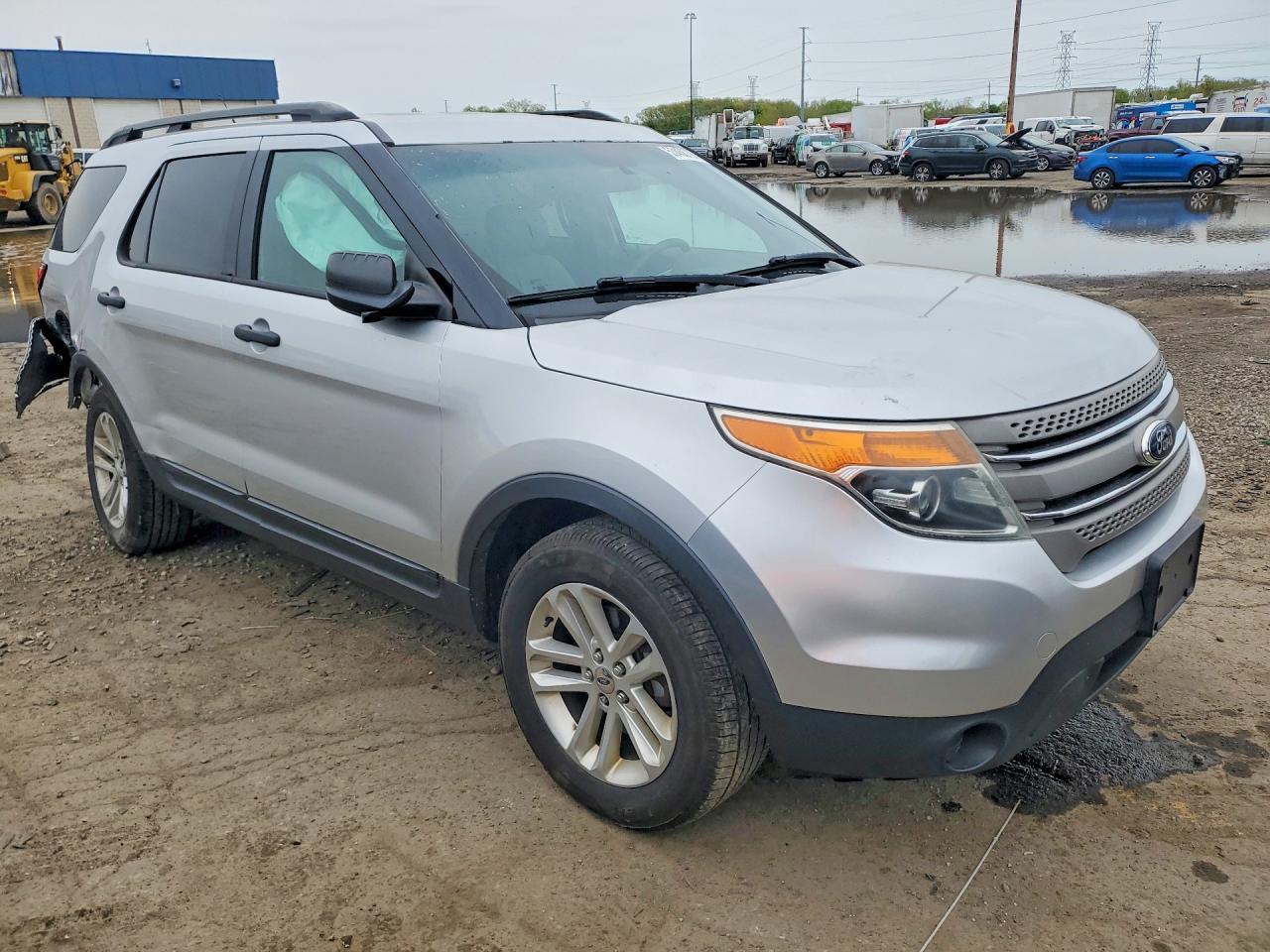 2015 Ford Explorer - Image 4