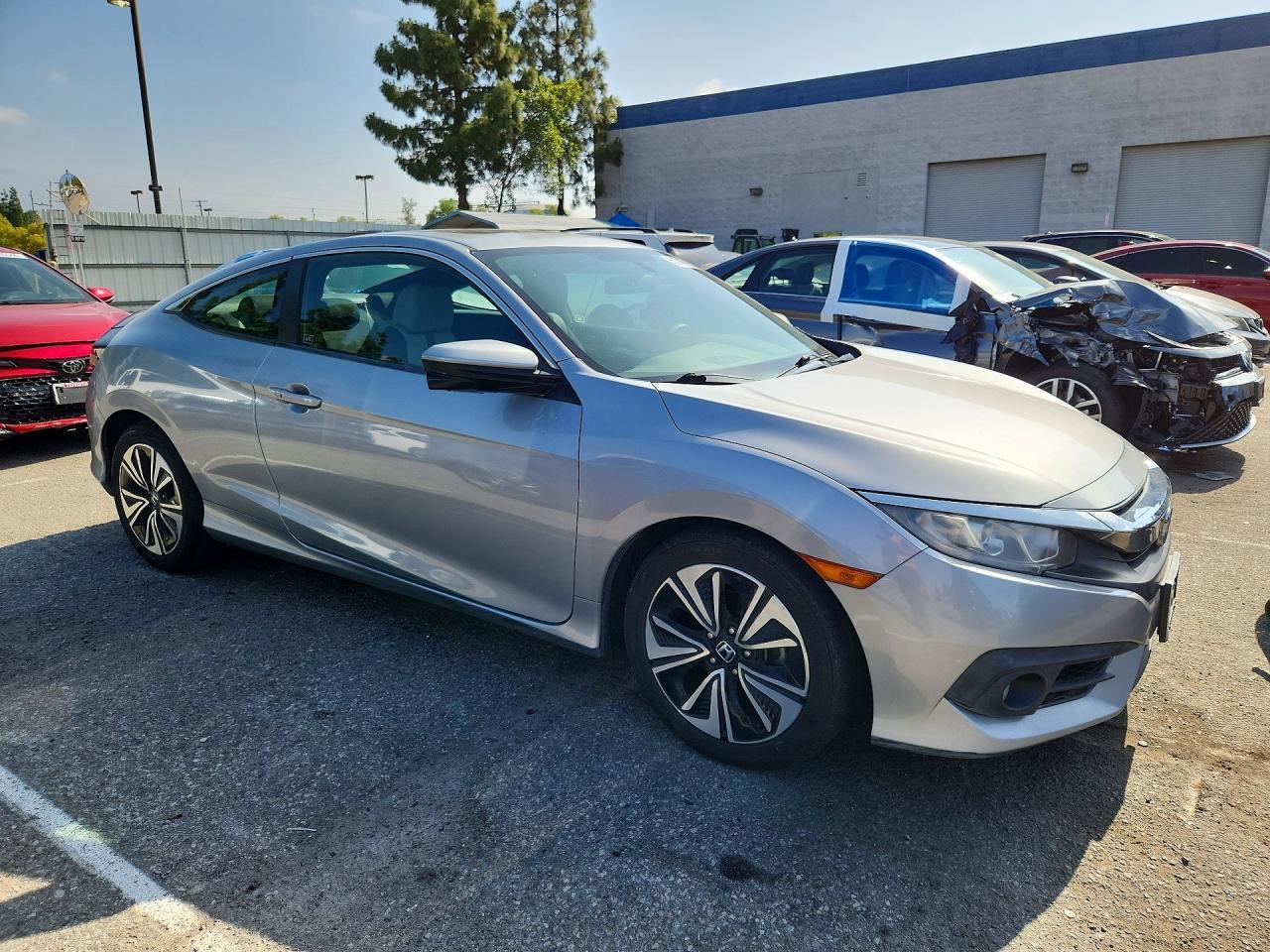 2017 Honda Civic Ex - Image 4