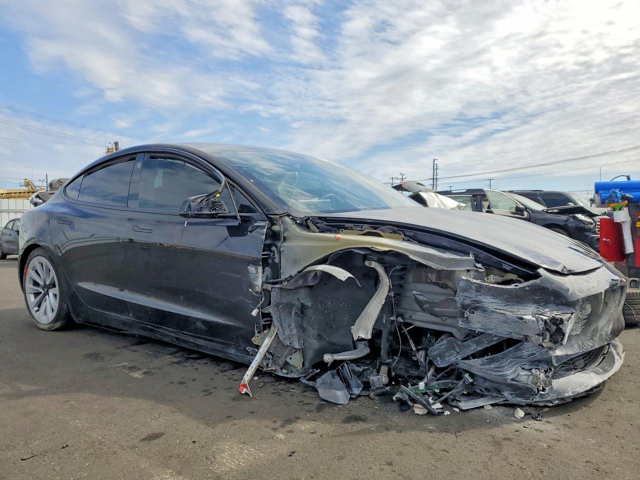 2023 Tesla Model 3 - Image 4
