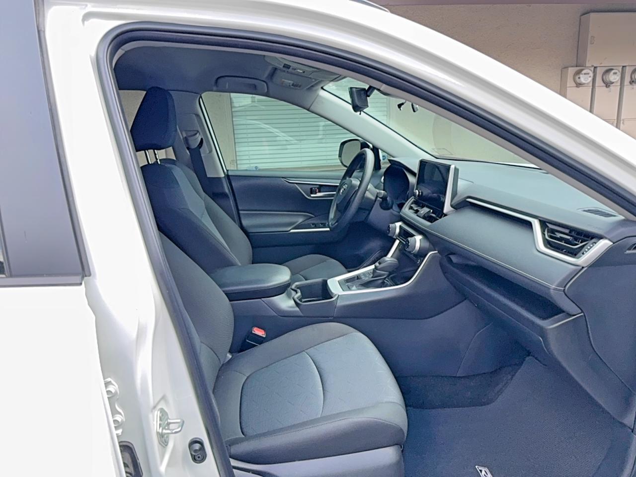 2024 Toyota Rav4 Xle - Фото 5