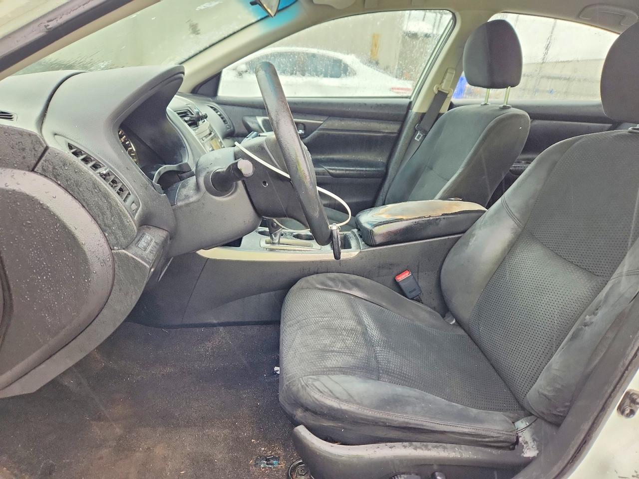2015 Nissan Altima 2.5 S - Фото 7