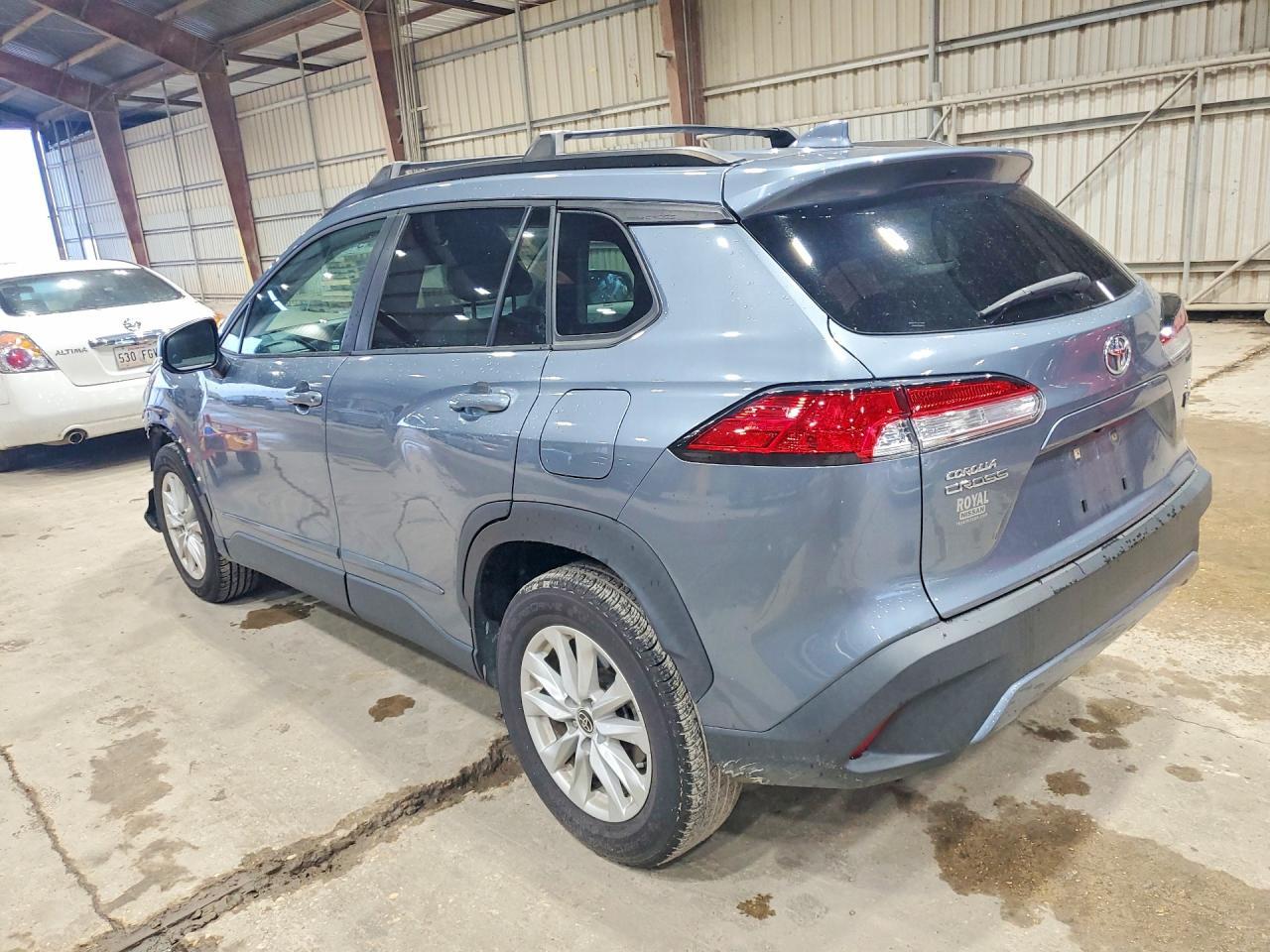2022 Toyota Corolla Cross Le - Фото 2