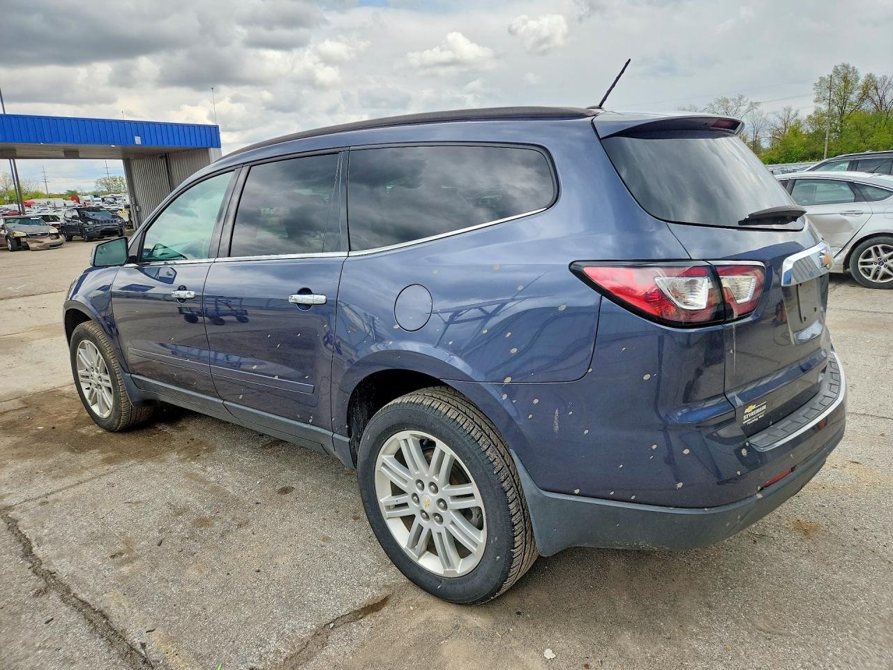 2013 Chevrolet Traverse Lt - Image 2