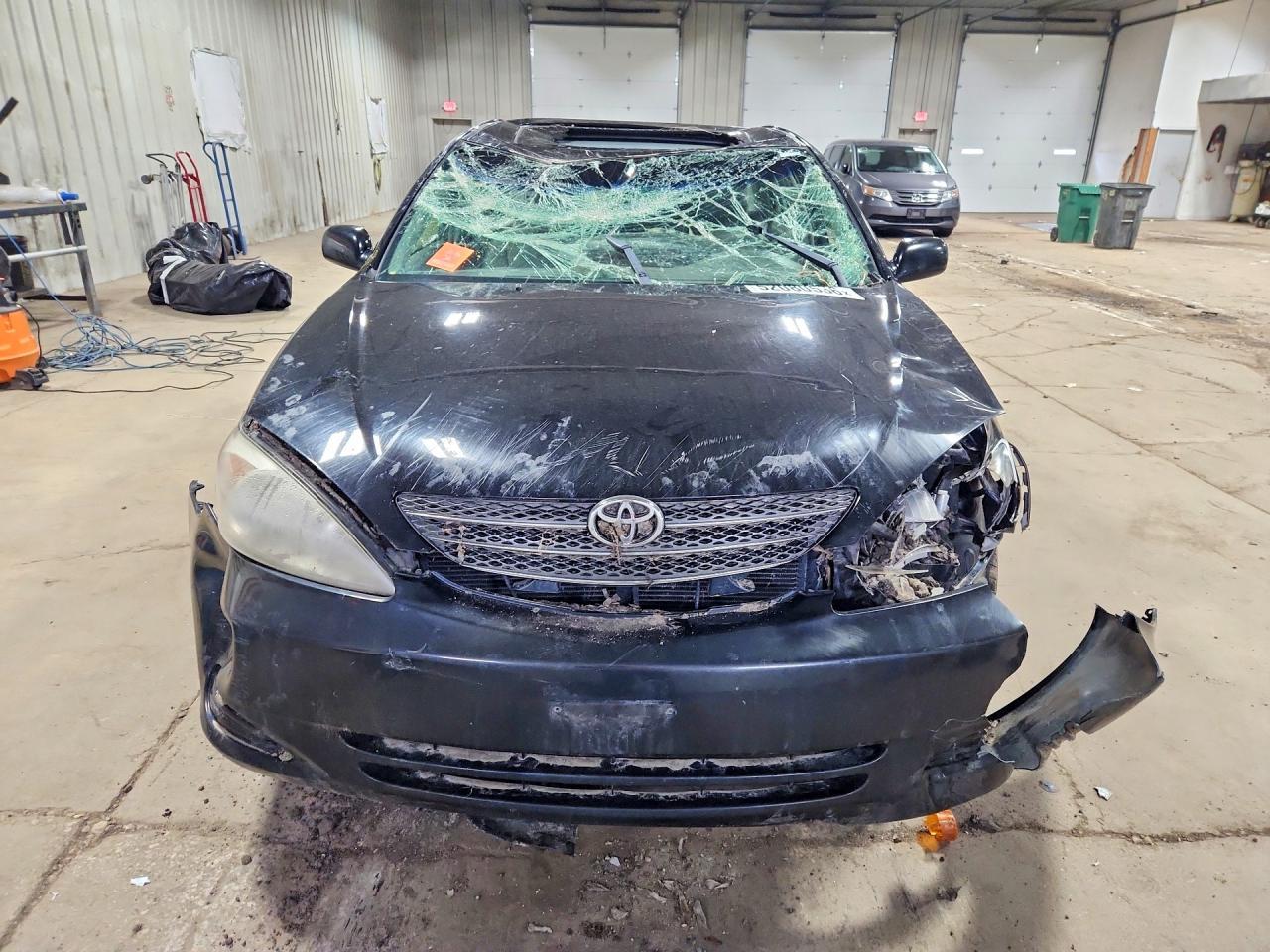2003 Toyota Camry Le - Image 5