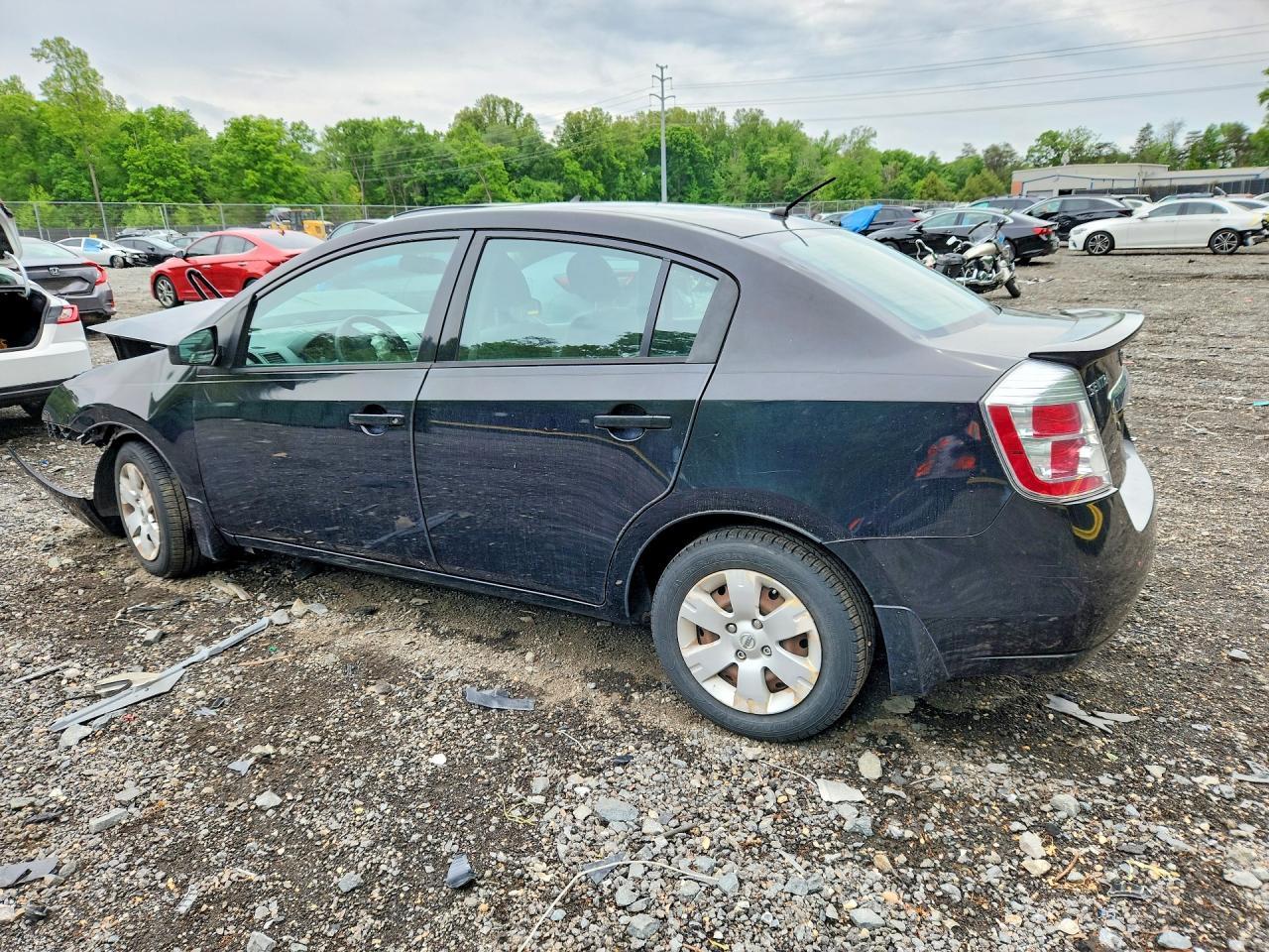 2012 Nissan Sentra 2.0 - Фото 2