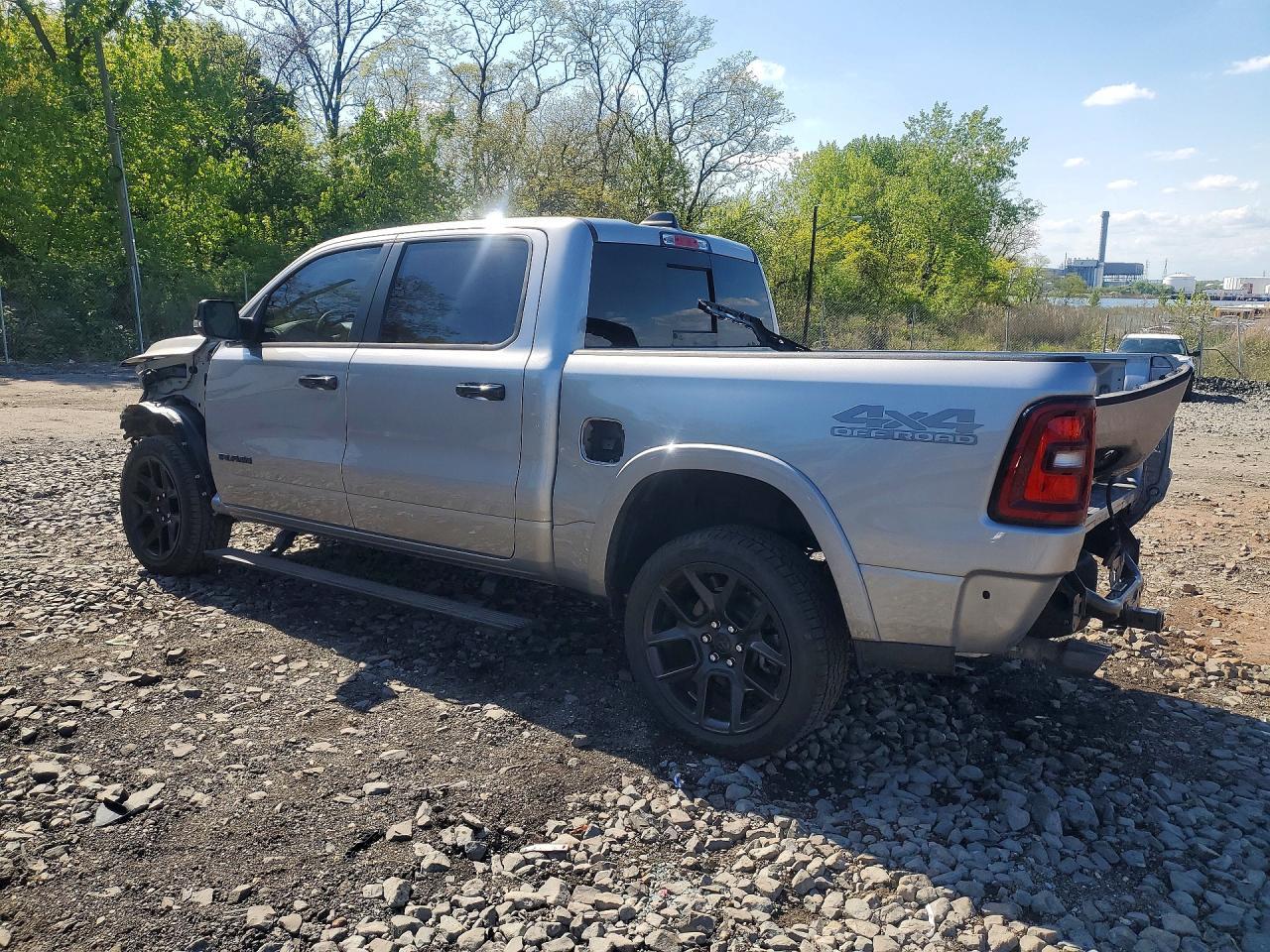 2025 Ram 1500 Laramie - Фото 2
