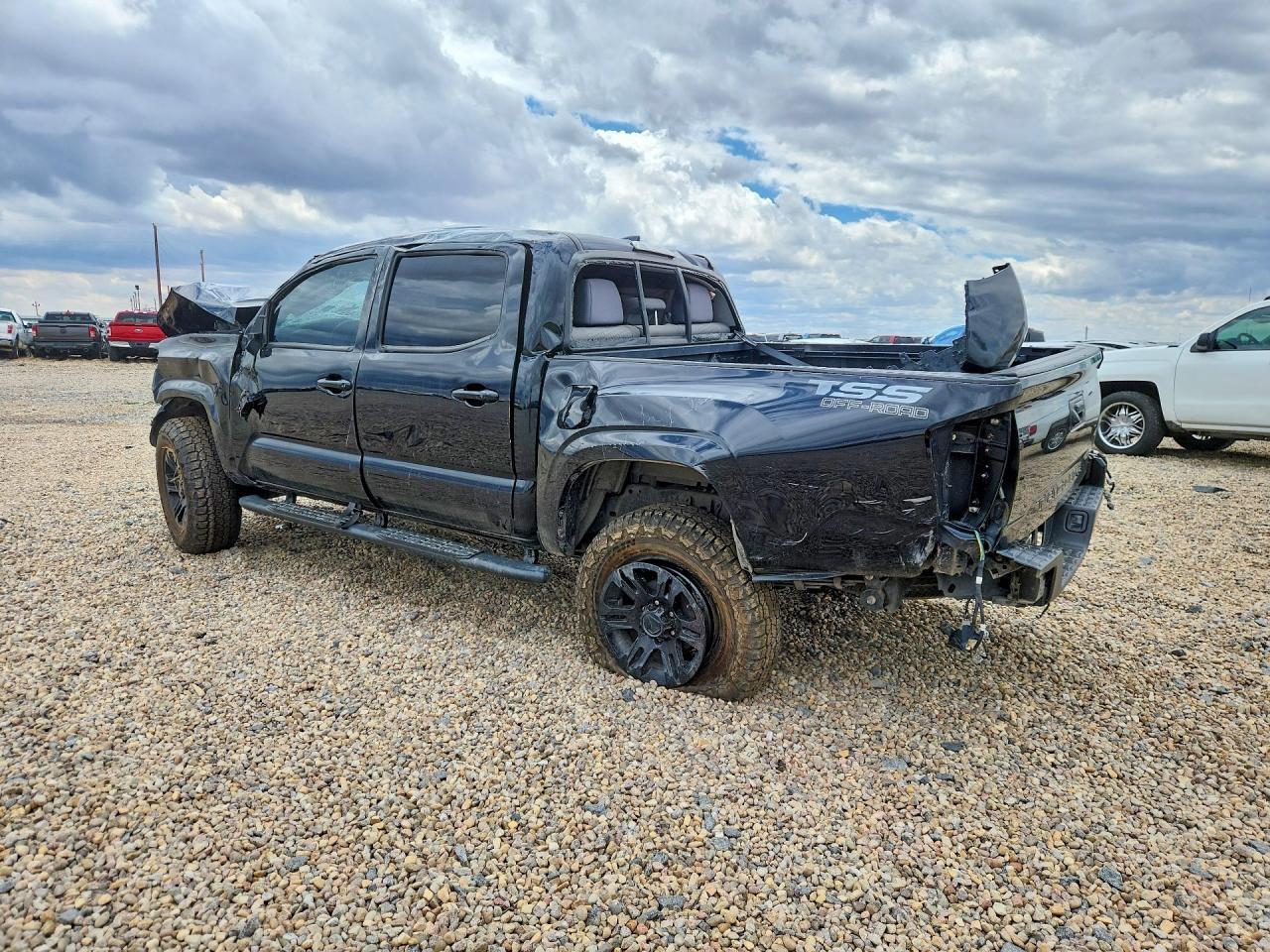 2021 Toyota Tacoma Sr - Фото 2