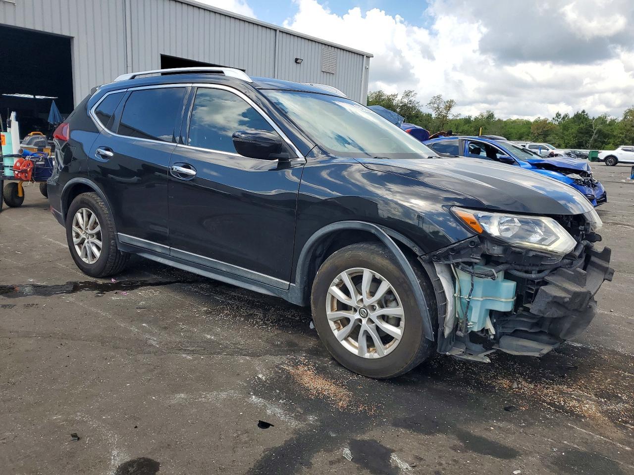 2018 Nissan Rogue Sv - Image 4