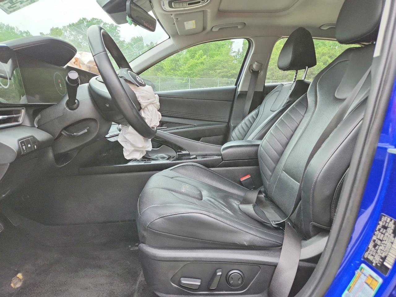 2021 Hyundai Elantra Limited - Image 7
