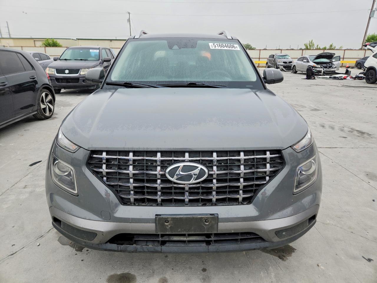 2020 Hyundai Venue - Image 5