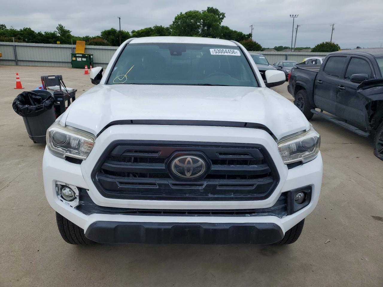 2019 Toyota Tacoma Trd Sport - Image 5