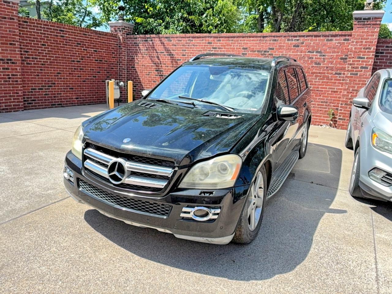 2009 Mercedes-Benz Gl 450 4Matic - Фото 2