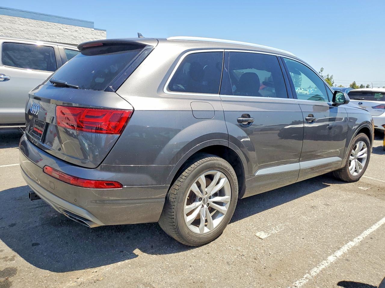 2019 Audi Q7 Premium - Фото 3