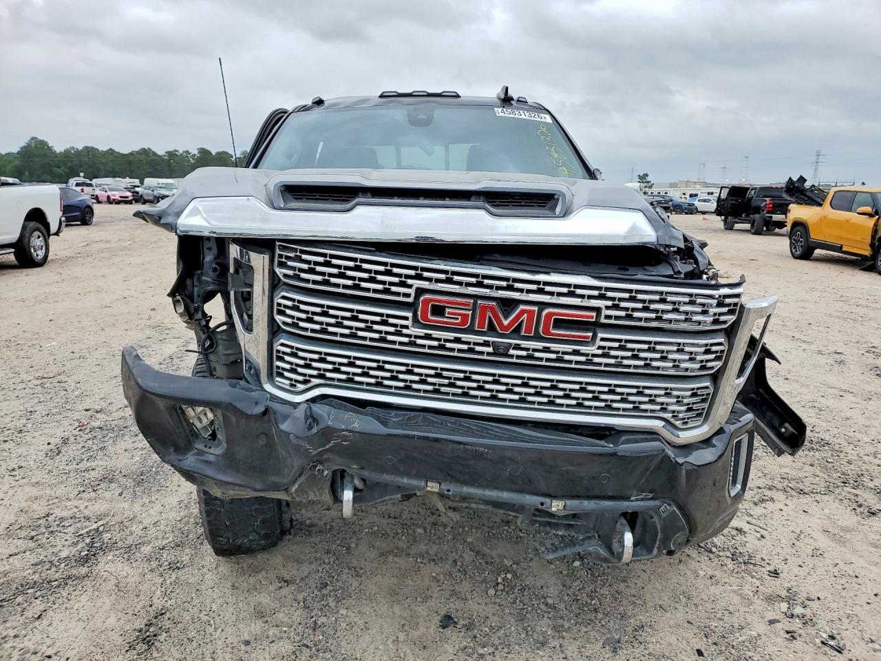 2022 GMC Sierra K2500 Denali - Фото 7
