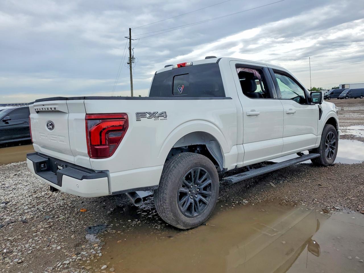 2025 Ford F150 Platinum - Фото 3