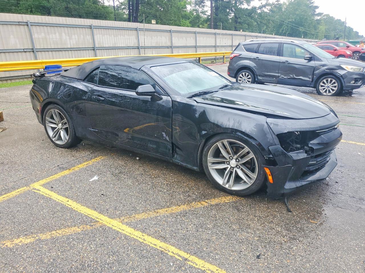 2017 Chevrolet Camaro Lt - Image 4