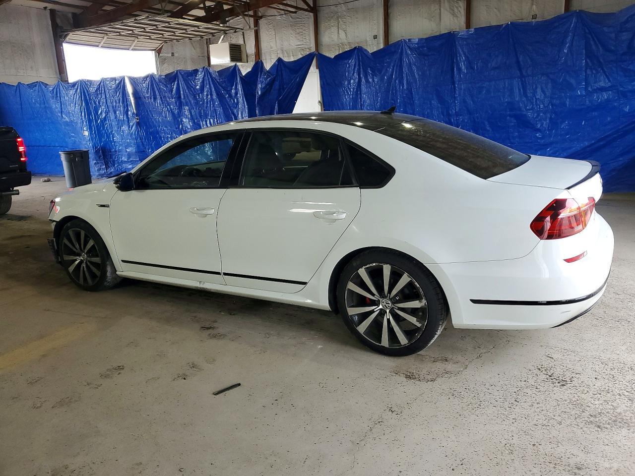 2018 Volkswagen Passat Gt - Фото 2