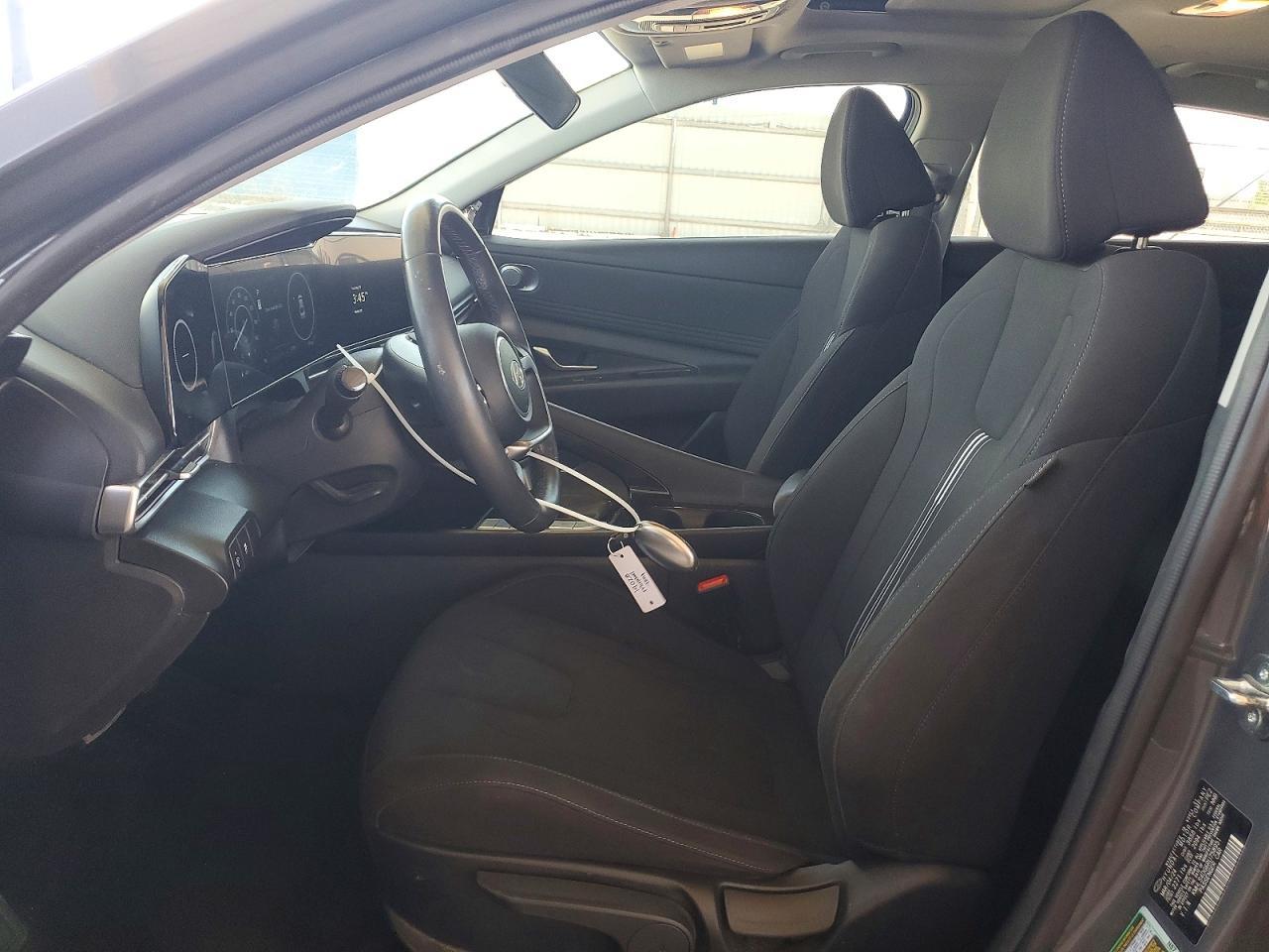 2024 Hyundai Elantra Sel - Image 7