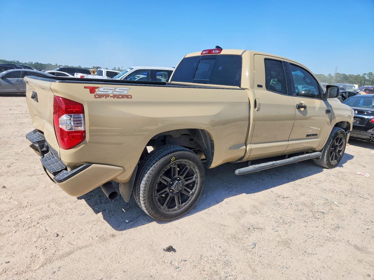 2020 Toyota Tundra - Фото 3
