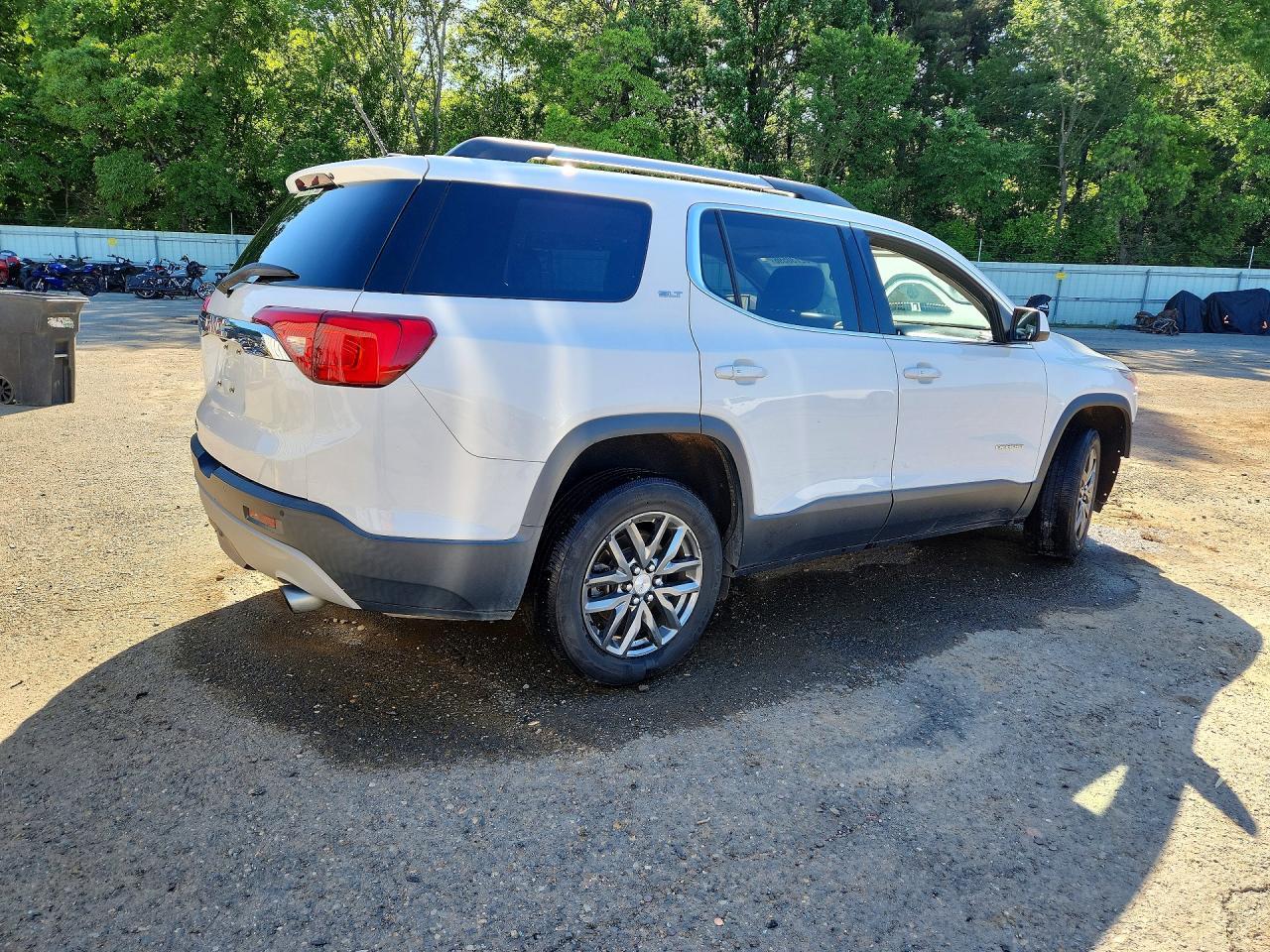 2017 GMC Acadia Slt-1 - Image 3