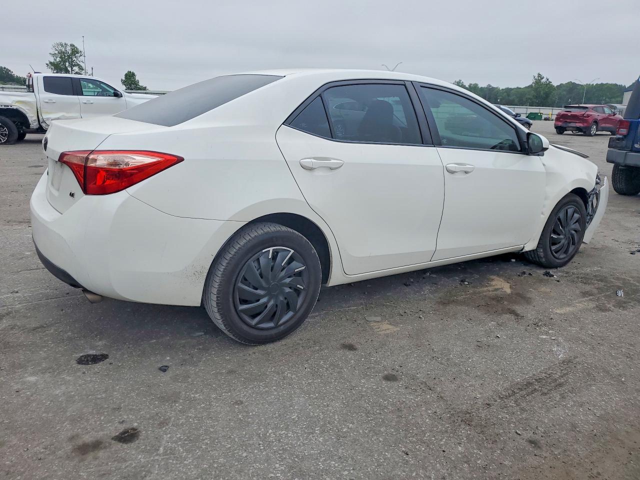 2017 Toyota Corolla Le - Image 3
