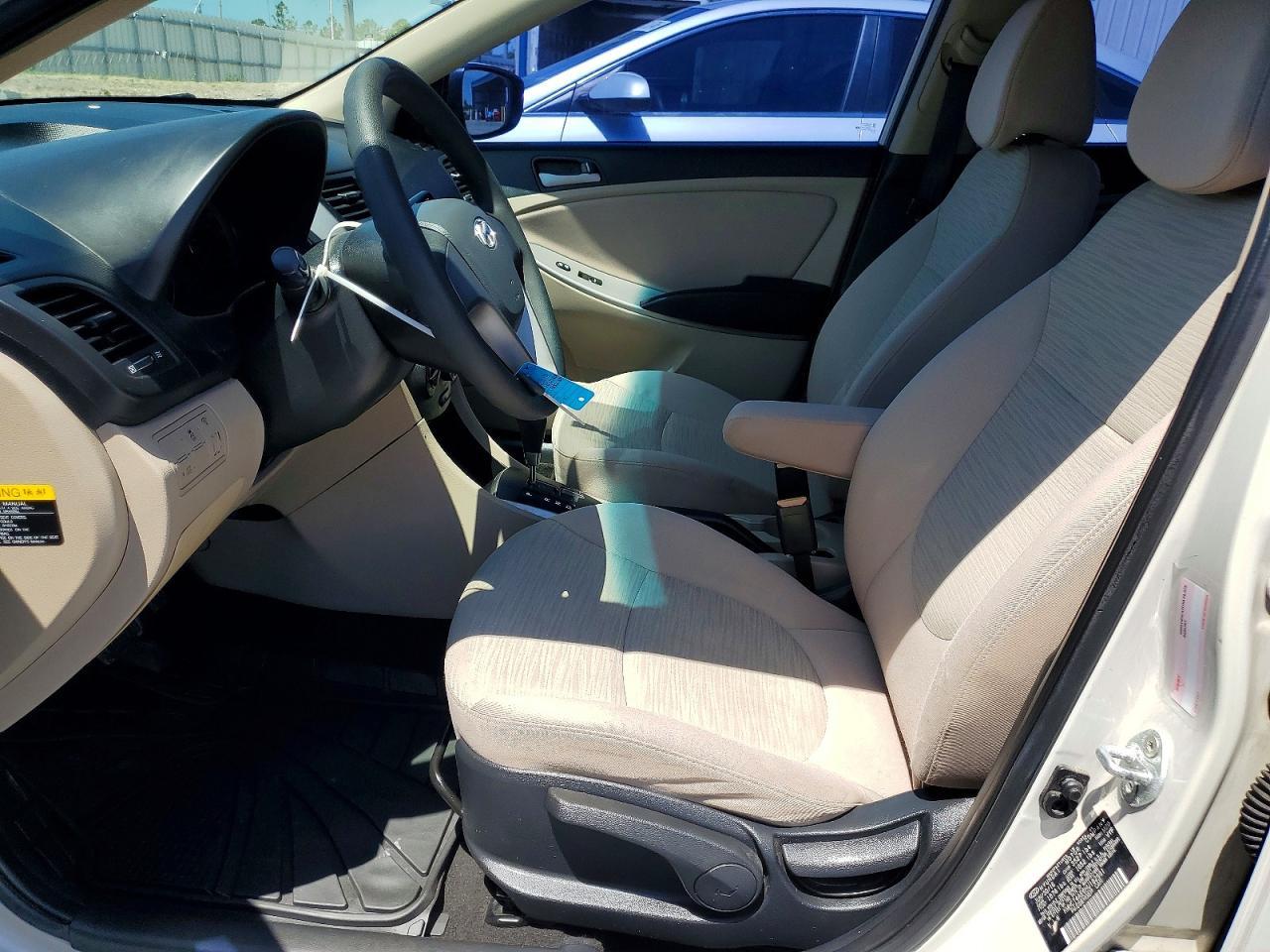 2017 Hyundai Accent Se - Фото 7
