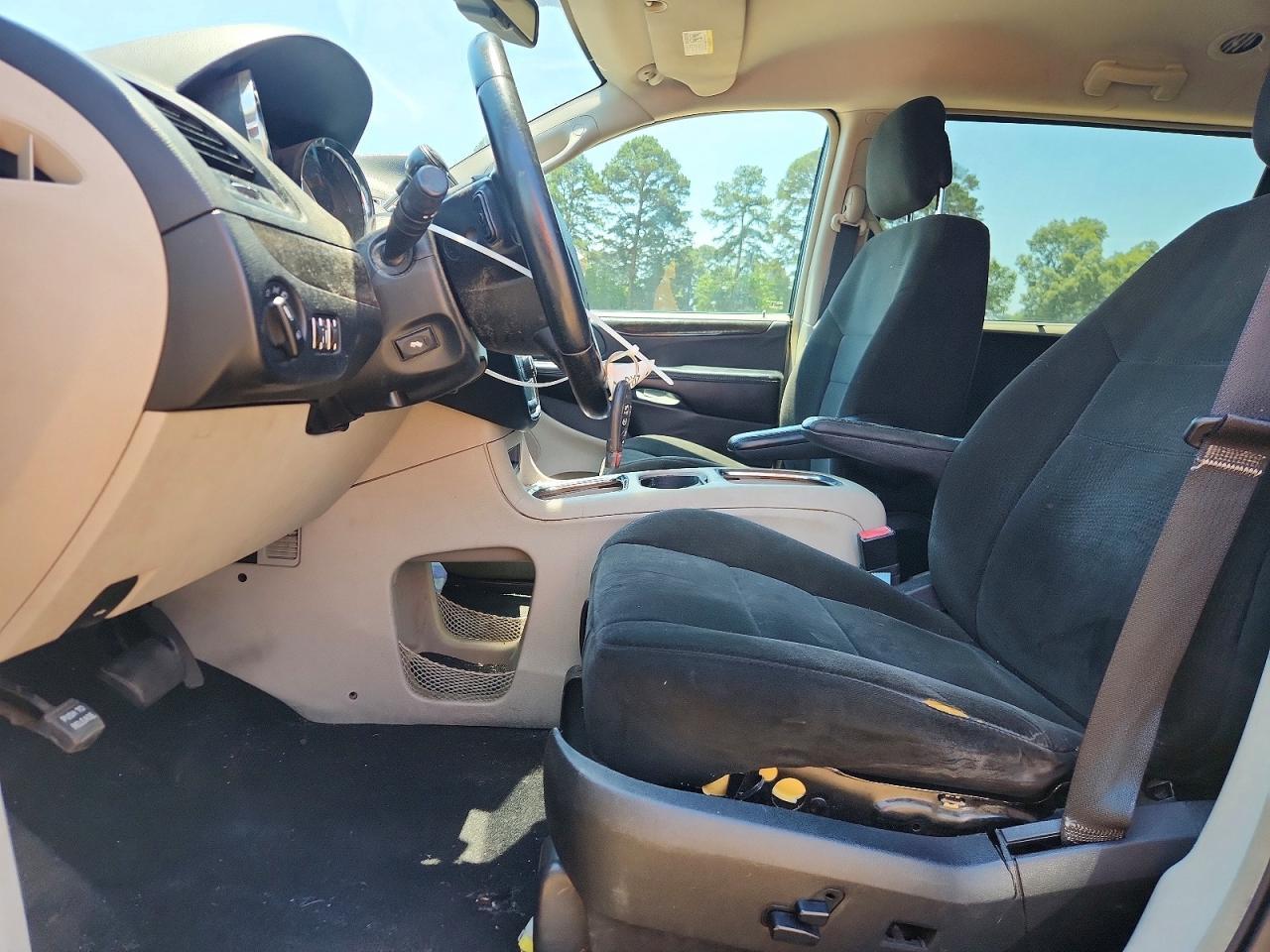 2012 Dodge Grand Caravan Crew - Image 7