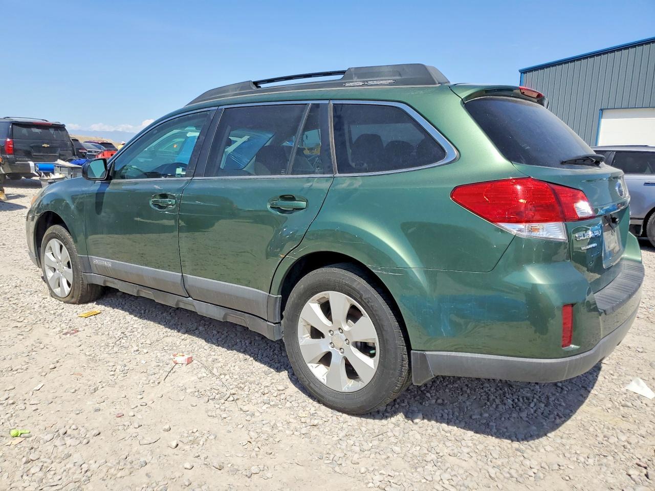 2010 Suba Outback - Image 2