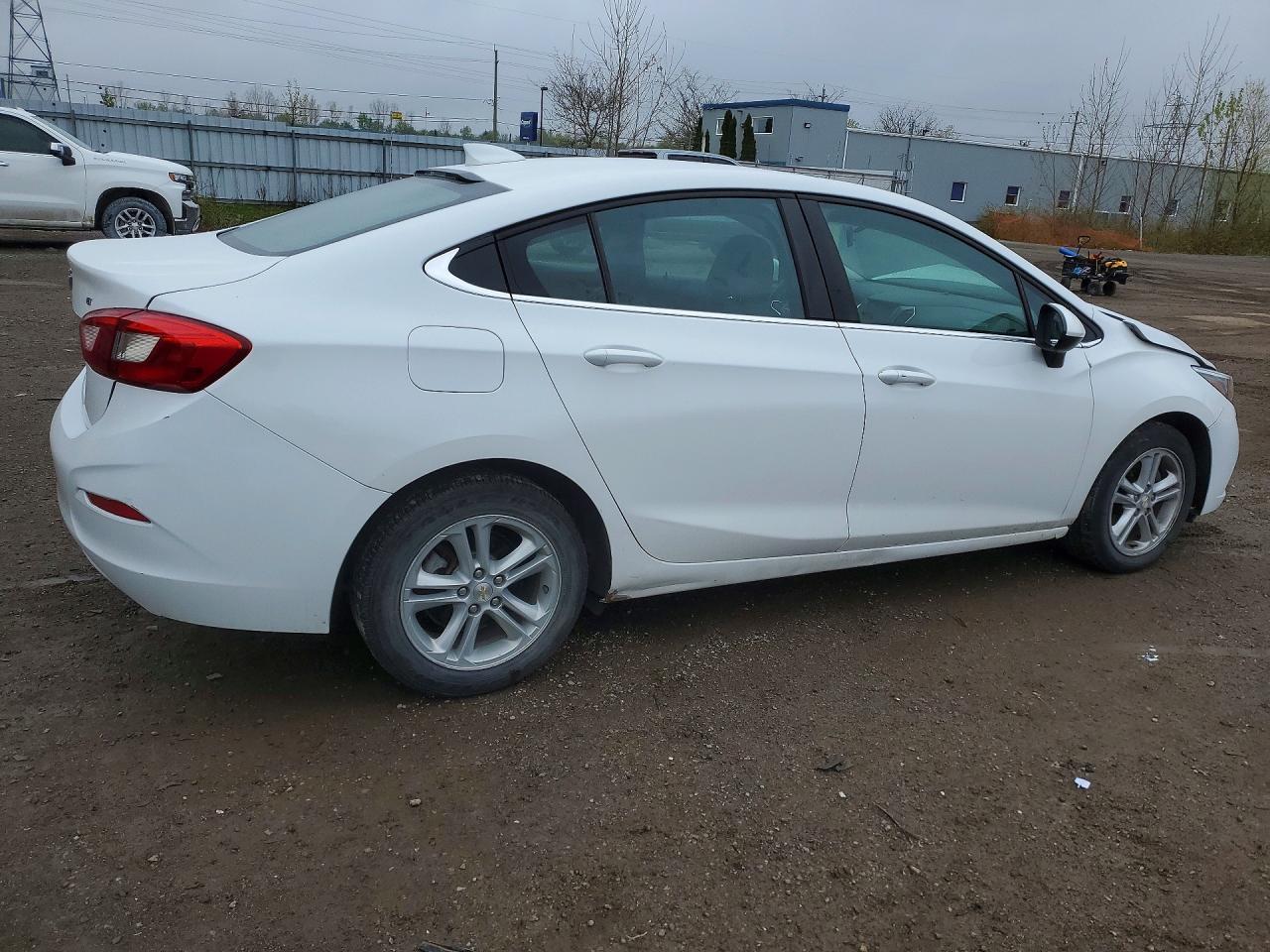 2018 Chevrolet Cruze Lt - Фото 3