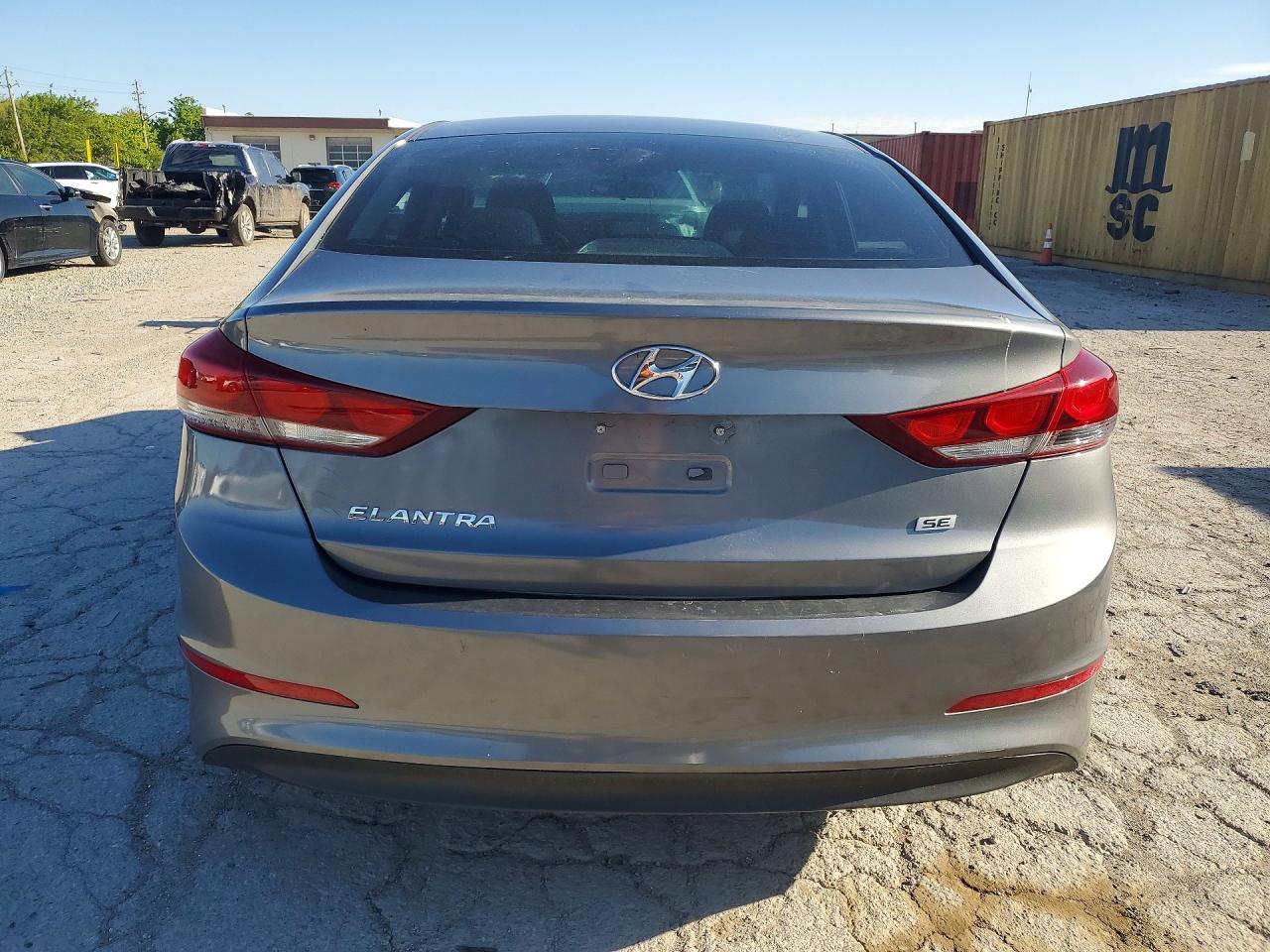 2018 Hyundai Elantra Se - Фото 6